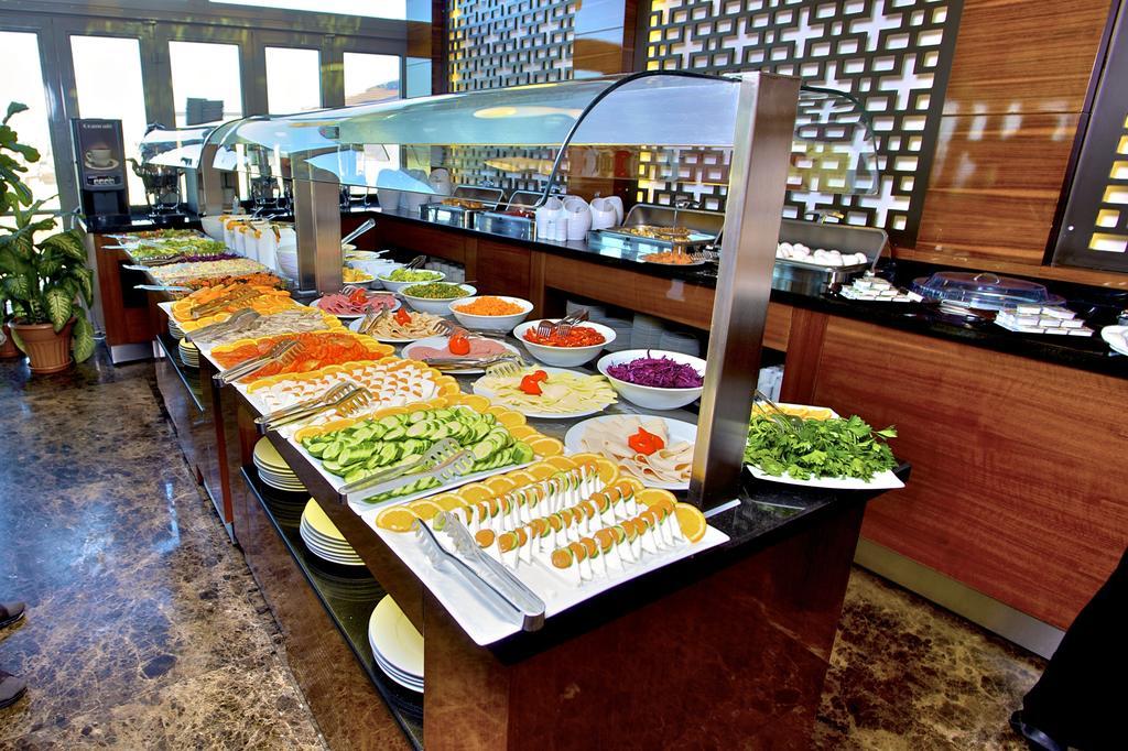 Monaco Hotel Istanbul Bagian luar foto