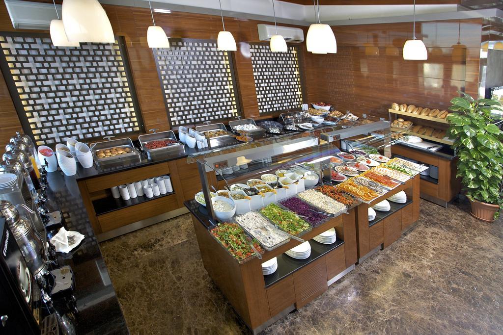 Monaco Hotel Istanbul Bagian luar foto