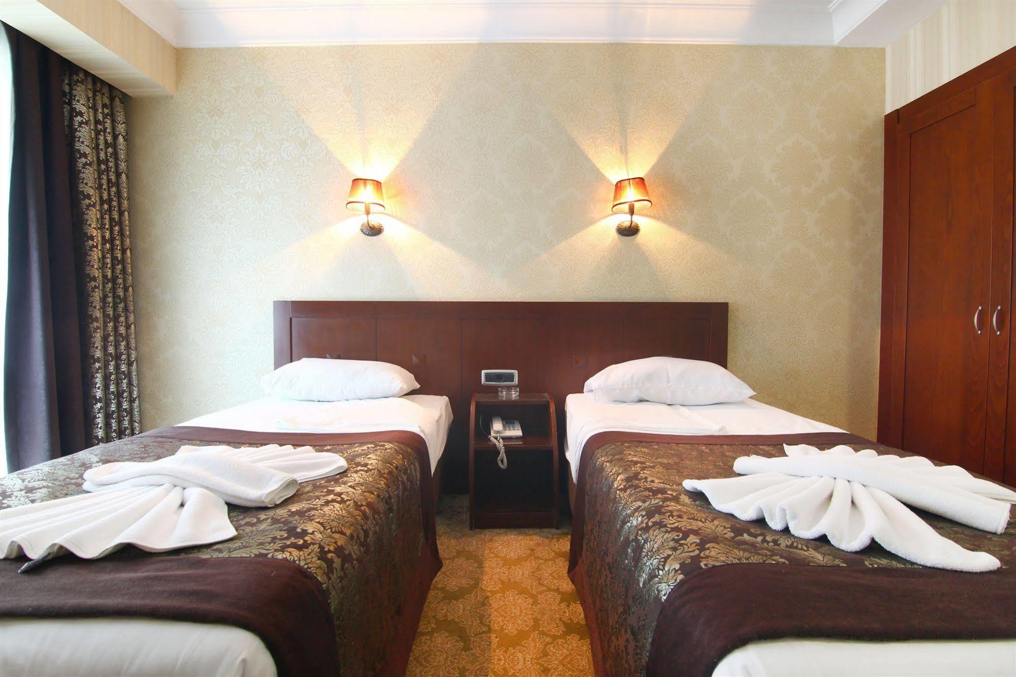 Monaco Hotel Istanbul Bagian luar foto